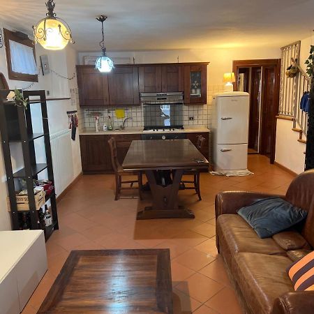 Taverna Indipendente Zona Ospedale เปสการา ภายนอก รูปภาพ
